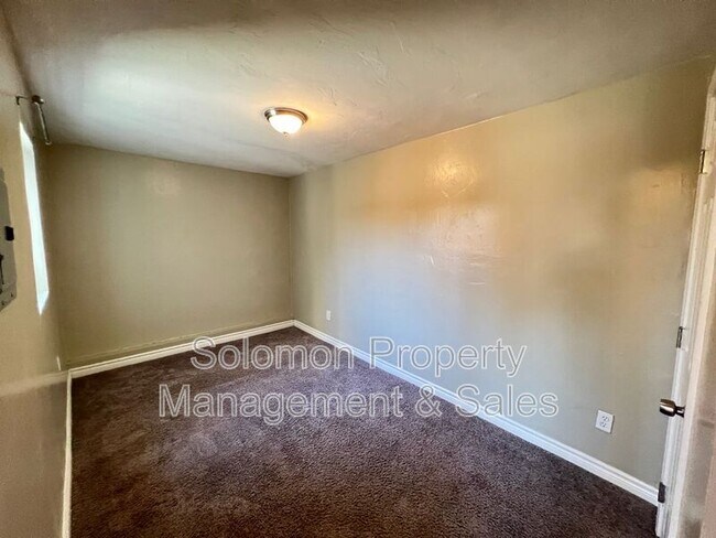 Foto del edificio - 3329 Polk Ave