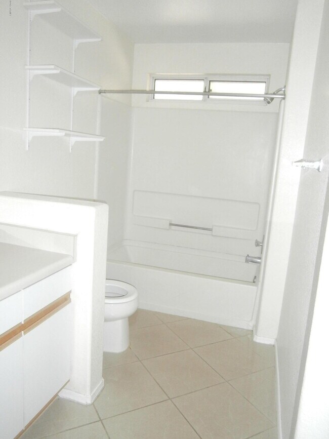 Building Photo - 8925 E Citrus Tree Dr