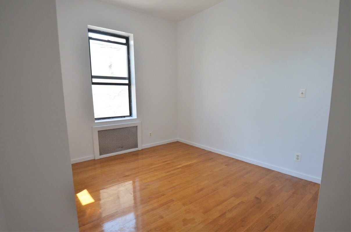 Primary Photo - 500 W 148th St