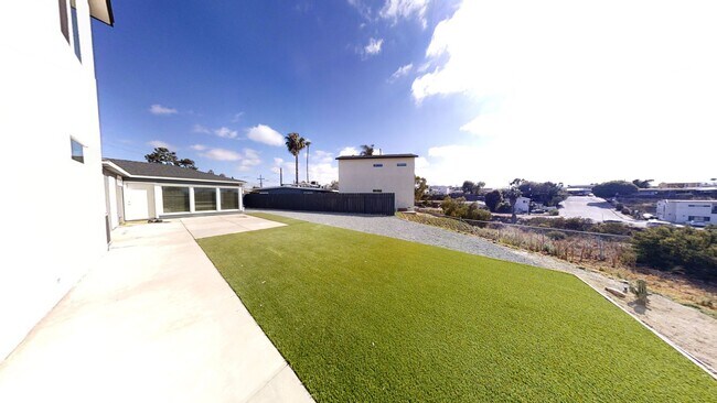 Foto del edificio - 5266-5268 Tipton St