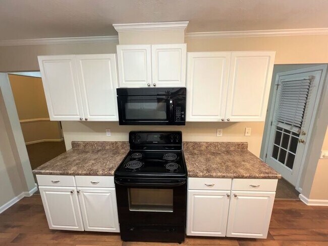 Foto del edificio - 1946 Shoreline Dr