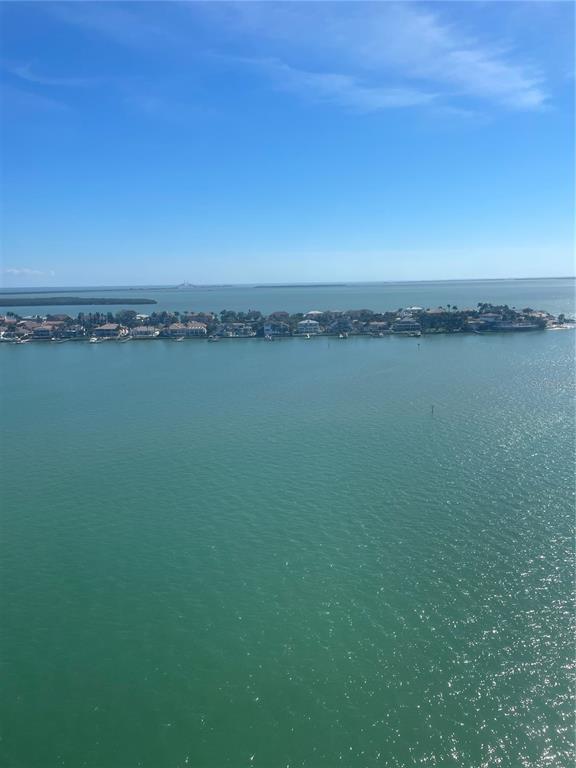 Foto del edificio - 5200 Brittany Dr S