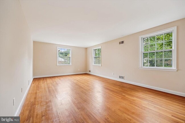 Building Photo - 11941 Goya Dr