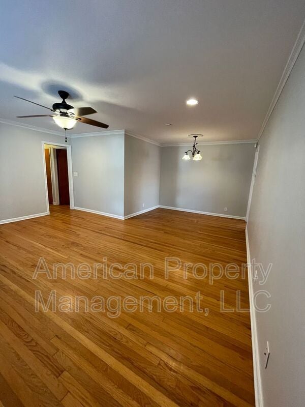 Foto del edificio - 2644 S Winston Ave