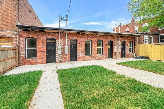 Foto del edificio - 3324 Michigan Ave