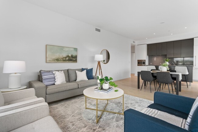 Foto del edificio - The Vista - 2 bed/2.5 bath Pearl District Condo w/parking/storage/concierge/most utilities/amenities