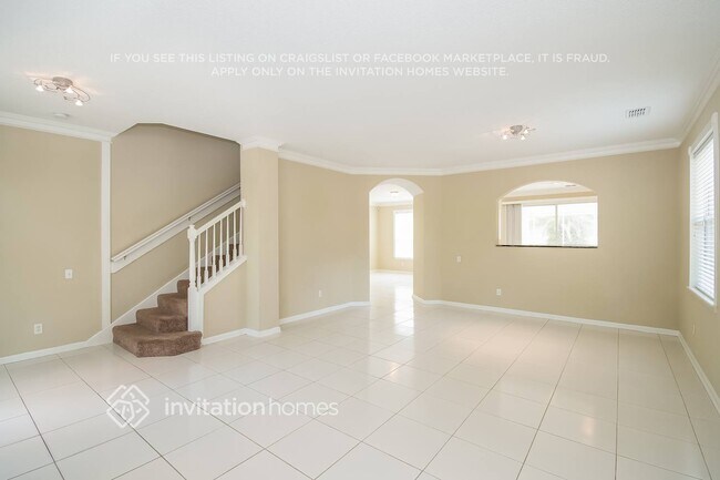 Building Photo - 812 Lapoma Way