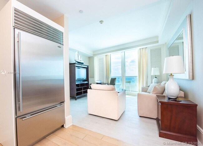 Building Photo - 1 N Fort Lauderdale Beach Blvd