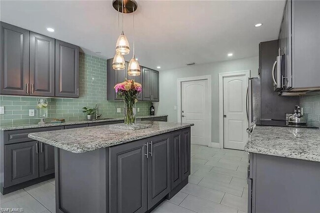 Foto del edificio - 19381 Burgundy Farms Rd