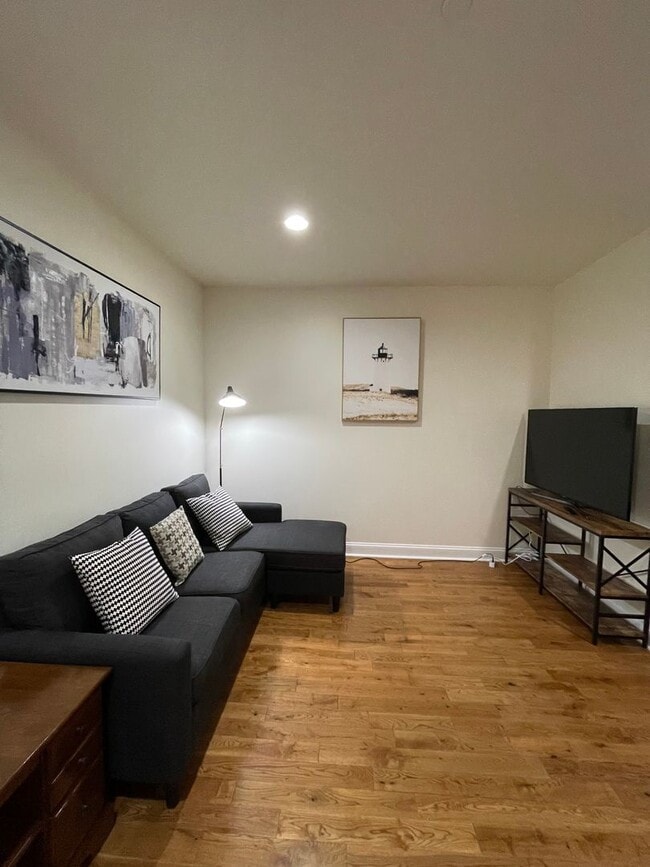 Photo - 4080 Spring Garden St Apartment