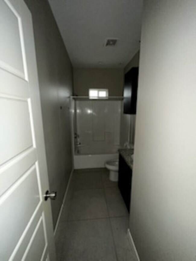 Foto del edificio - 2204 W Monte Cristo Rd