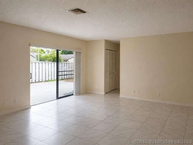 Foto del edificio - 1313 Peppertree Trail