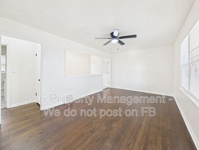 Foto del edificio - 5620 E 103rd St