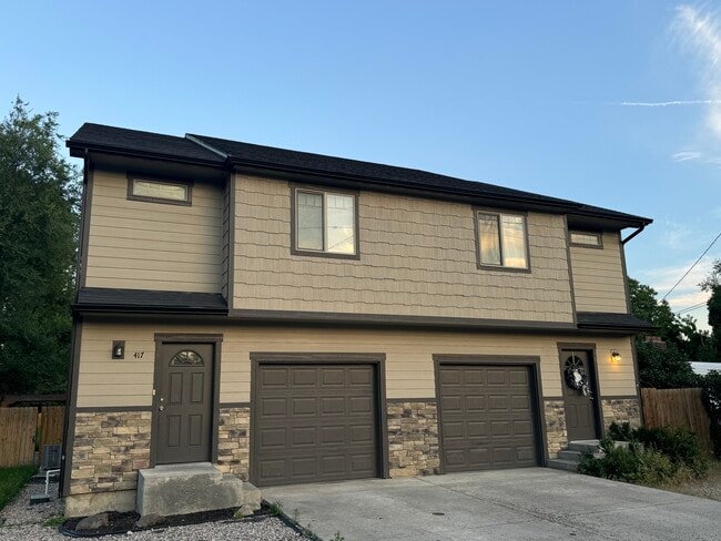 Building Photo - 417 W Ivanhoe Rd