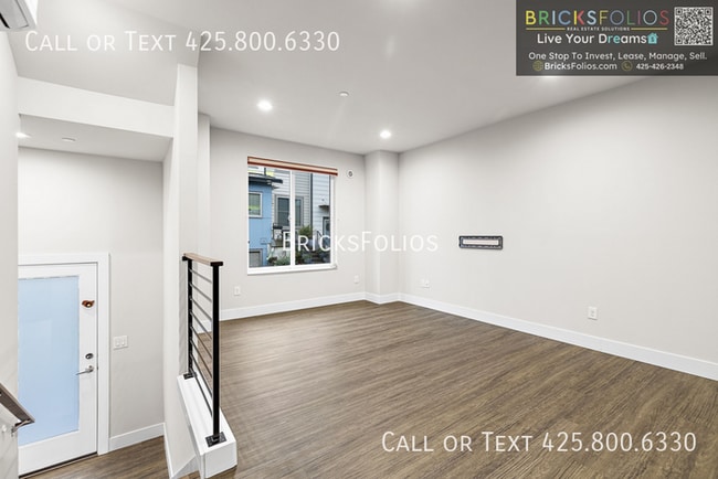 Building Photo - Rare Ichijo Townhome in Sammamish Town Center. Premium Japanese Construction. Walkable