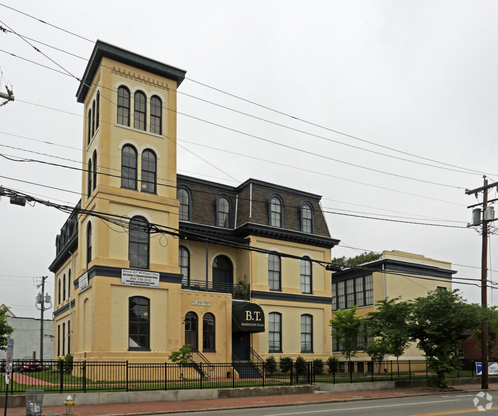 Primary Photo - Washington Plaza Apartments