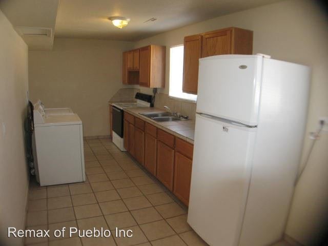 Building Photo - 3 br, 1.5 bath House - 3930 Devonshire Ln