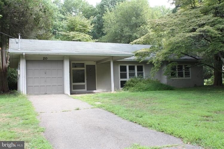 Foto principal - 20 Farm Ln
