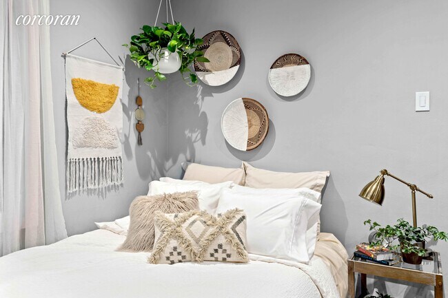 Foto del edificio - 72 Orange St