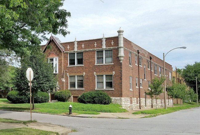 Building Photo - 3701-3711 Keokuk St