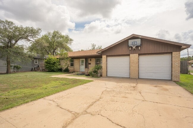 Foto del edificio - 3 bed 2 bath Near school/park