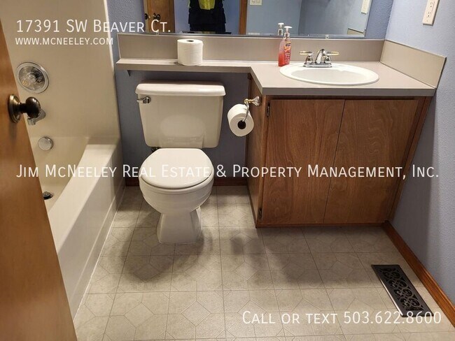 Foto del edificio - 17391 SW Beaver Ct