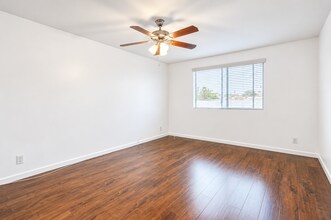 Interior Photo - 3638 W 113th St