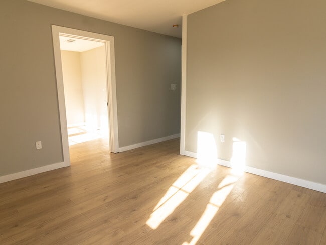 Foto del edificio - 981 W Oak St