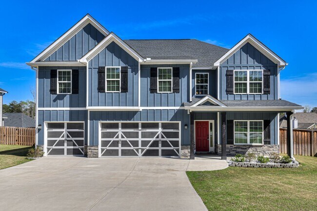 Foto del edificio - Two Story home in Quaker Knoll! Ready now !