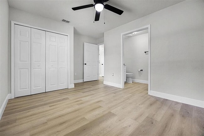 Foto del edificio - 245 NorthRicklynn Ave
