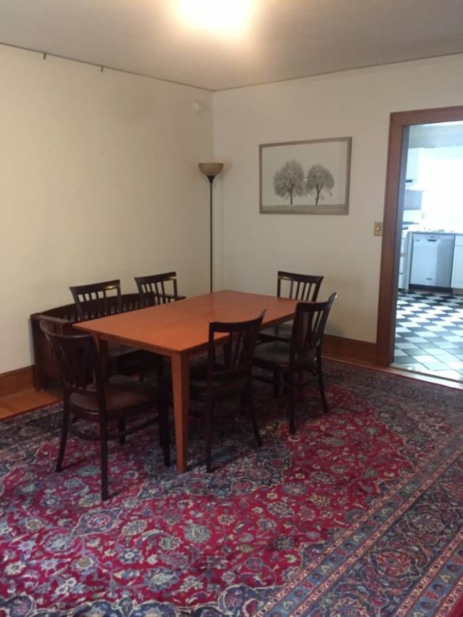 Building Photo - 204 Cornell St