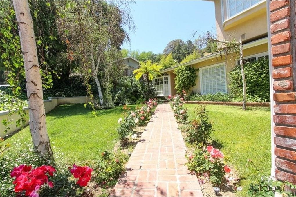 16383 Royal Hills Dr, Encino, CA 91436 House for Rent in Encino, CA