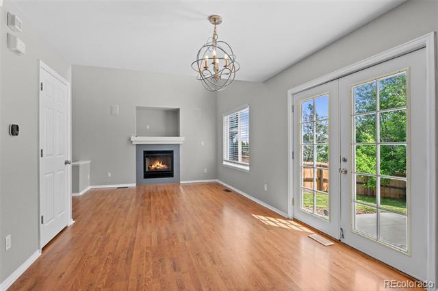 Foto del edificio - 8582 Bluegrass Cir