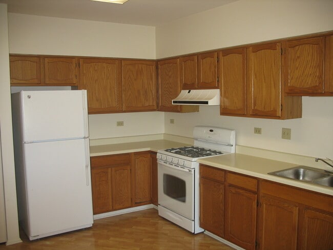 Building Photo - 106 Windwood Ct