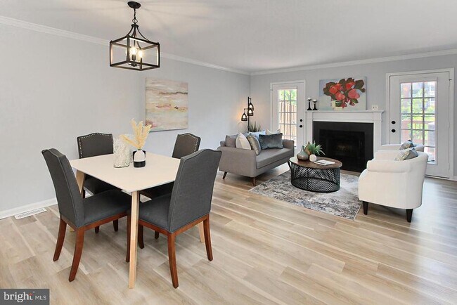 Foto del edificio - 7527 Chrisland Cove