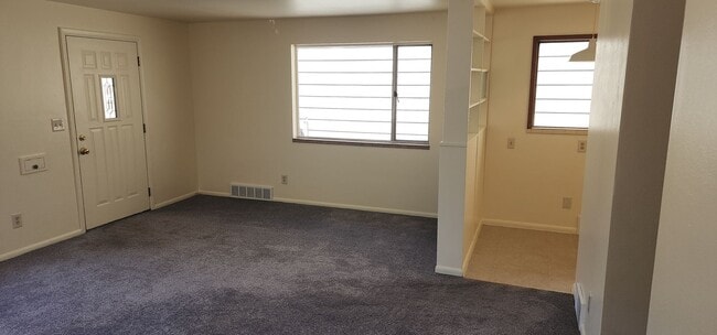 Building Photo - 15t7544