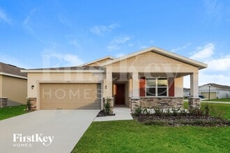 Building Photo - 405 Reina Wy