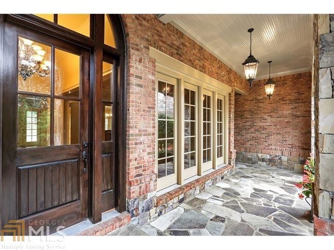 Building Photo - 4535 Mt Paran Pkwy NW