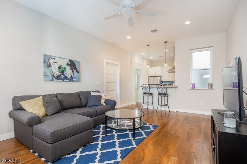 82 Hackensack St Unit 7, WoodRidge, NJ 07075 Condo for Rent in Wood