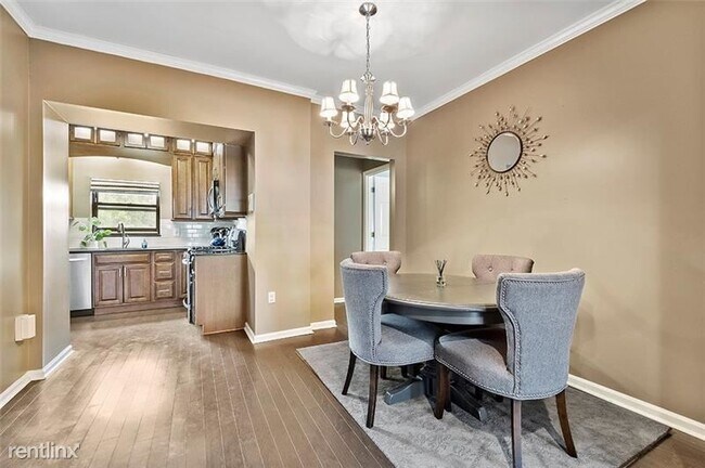 Building Photo - 2 br, 2 bath Condo - 5609 Elmer St
