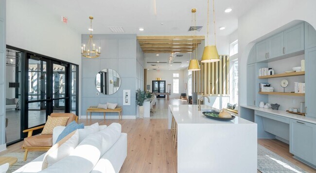 Building Photo - Intimate 1 Bedroom Apartments with Premium...