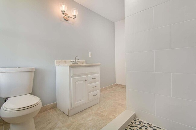 Foto del edificio - 815 6th St
