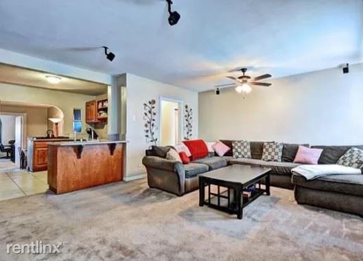 Foto del edificio - 3 br, 1 bath House - 15527 Lefloss Avenue