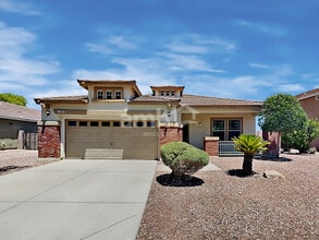 Building Photo - 1805 S 119th Dr