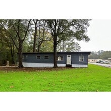 Building Photo - 4502 E Old Marion Hwy