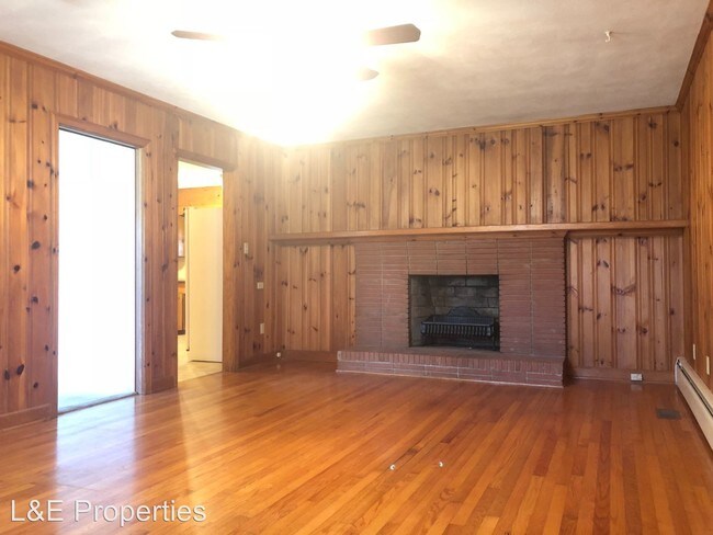 Foto del edificio - 2 br, 1 bath House - 515 Dutchman Avenue