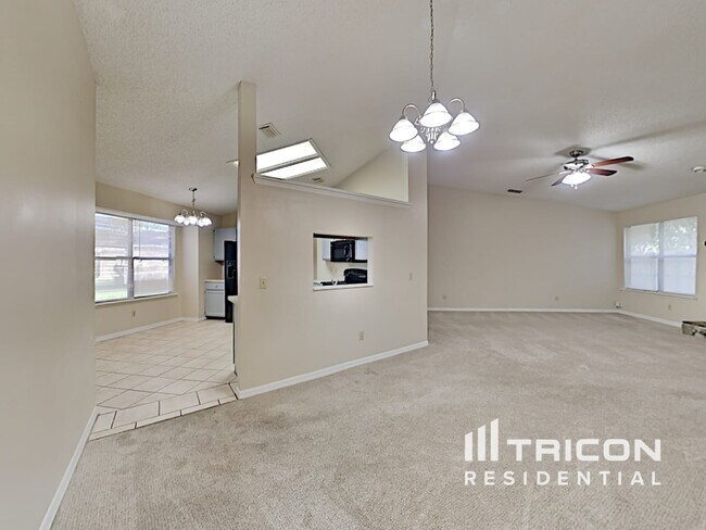 Building Photo - 7081 Swamp Flower Lane Jacksonville FL