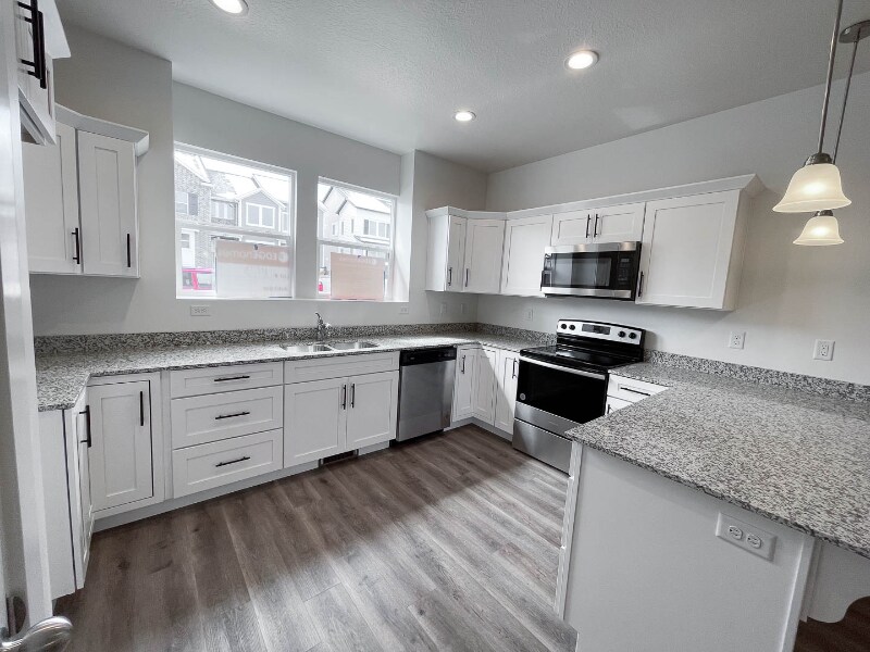 Foto principal - 4508 W Watchmen Wy