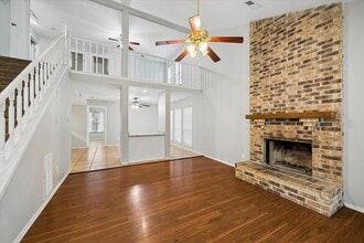 Building Photo - 2 Goldthread Ct