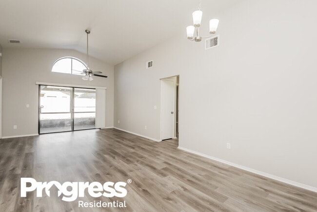 Building Photo - 841 Long Bay Ct
